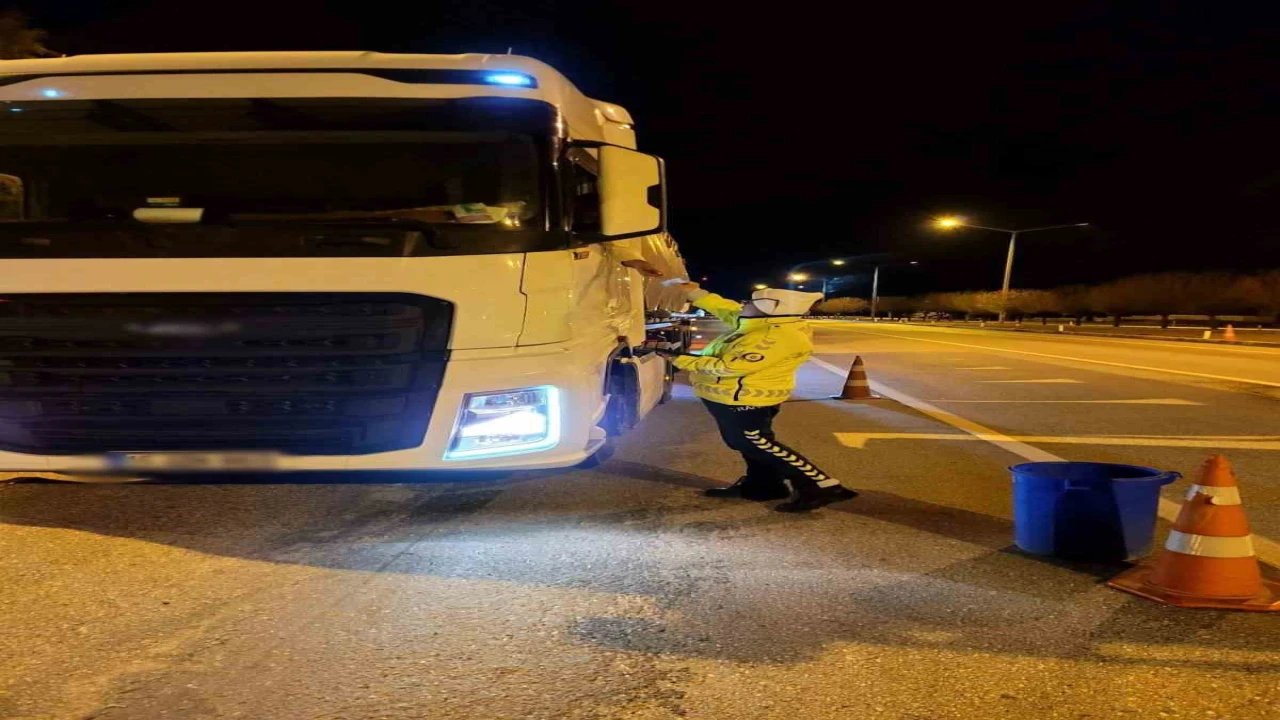 Burdurda yük taşıyan araçlara yönelik denetim