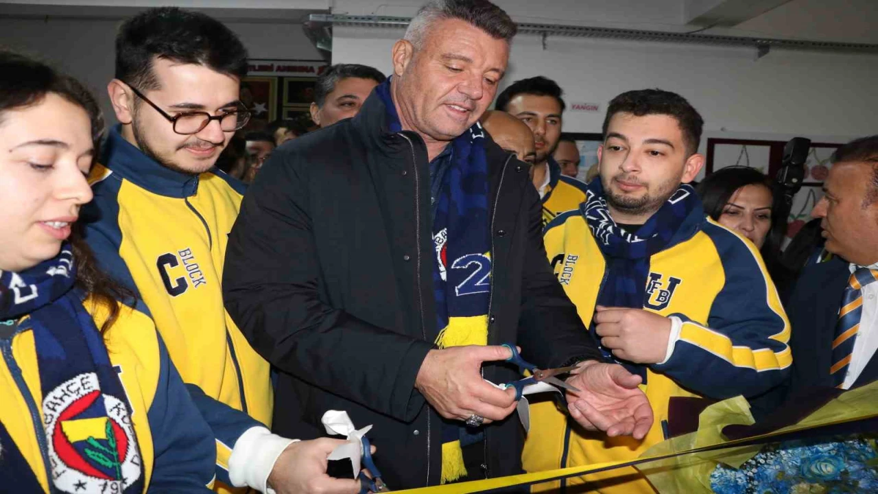 Fenerbahçe Başkanı Saran, Alanyada kütüphane açılışına katıldı