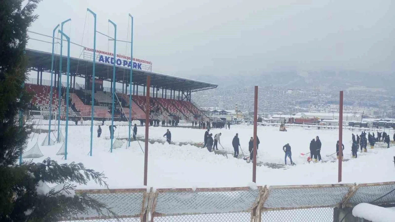 Kahramanmaraş İstiklalspor - 1461 Trabzon FK maçı kar sebebiyle ertelendi