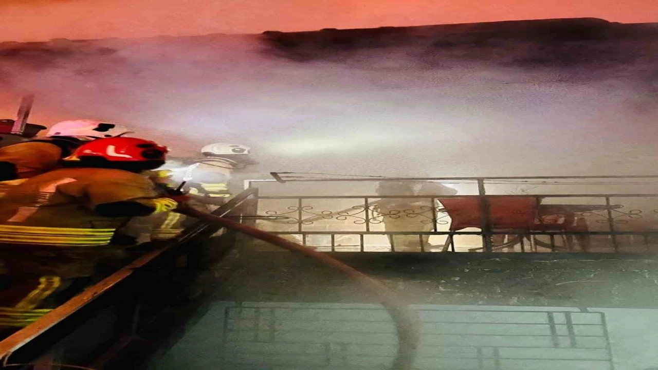 Kahramanmaraşta metruk evde yangın