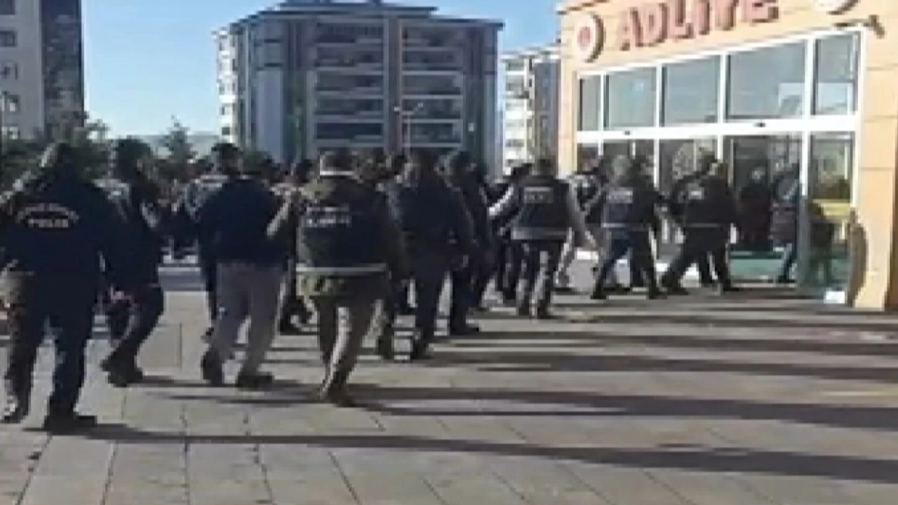 Kahramanmaraşta uyuşturucu operasyonu: 37 tutuklama