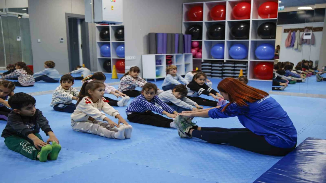 Kaş Ova Spor Salonu Kaşlı çocukların ortak buluşma noktası oldu