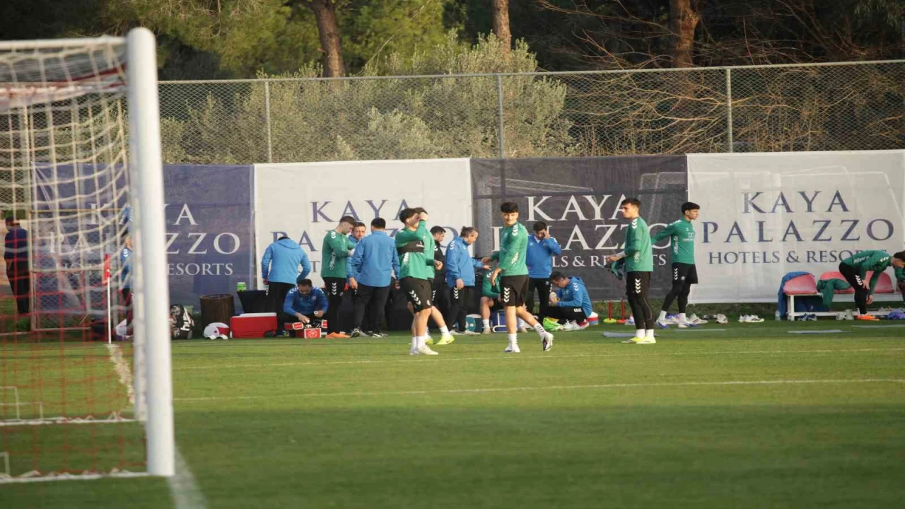 Konyaspor, Antalyada hazırlıklarına devam ediyor