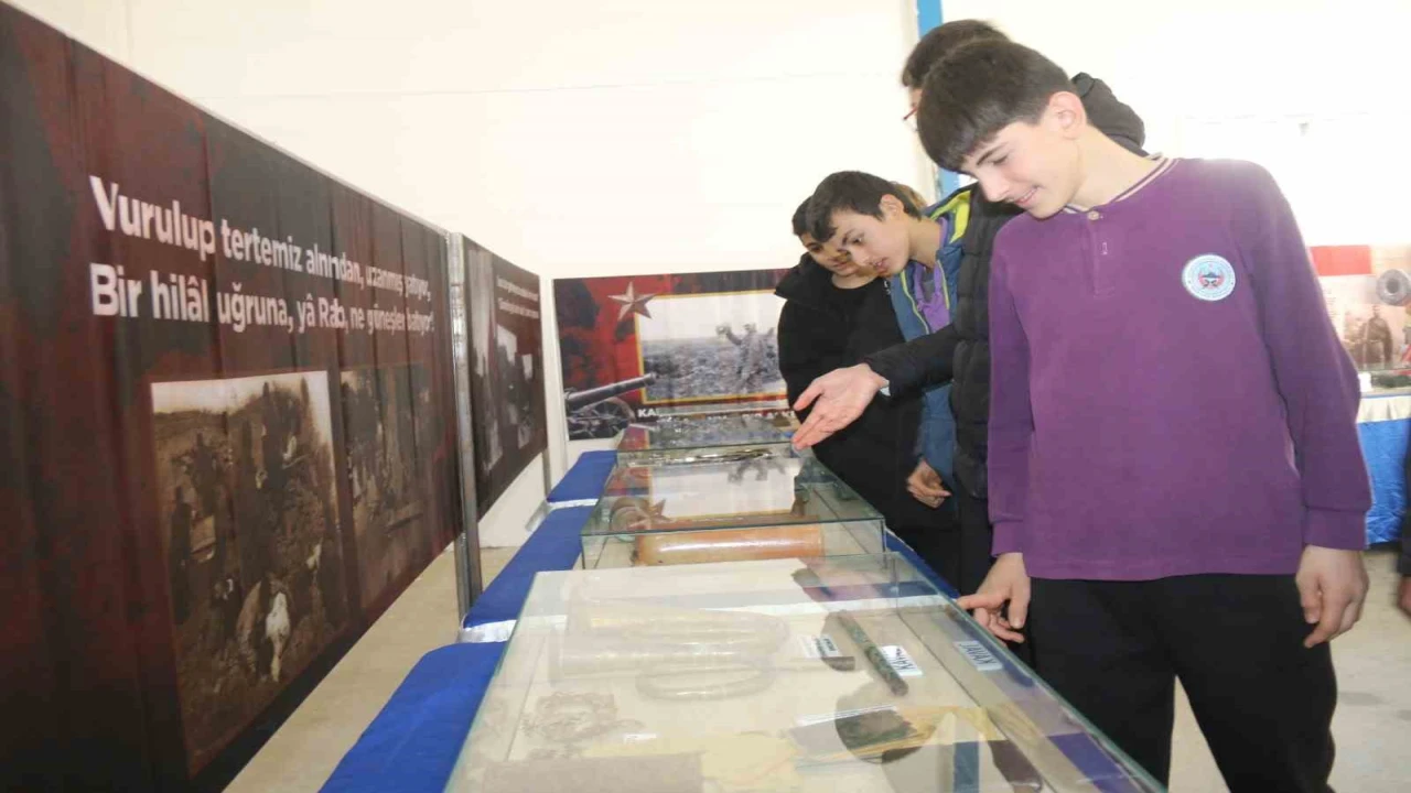 Kozanda Çanakkale Savaşı Gezici Müzesi kapılarını açtı