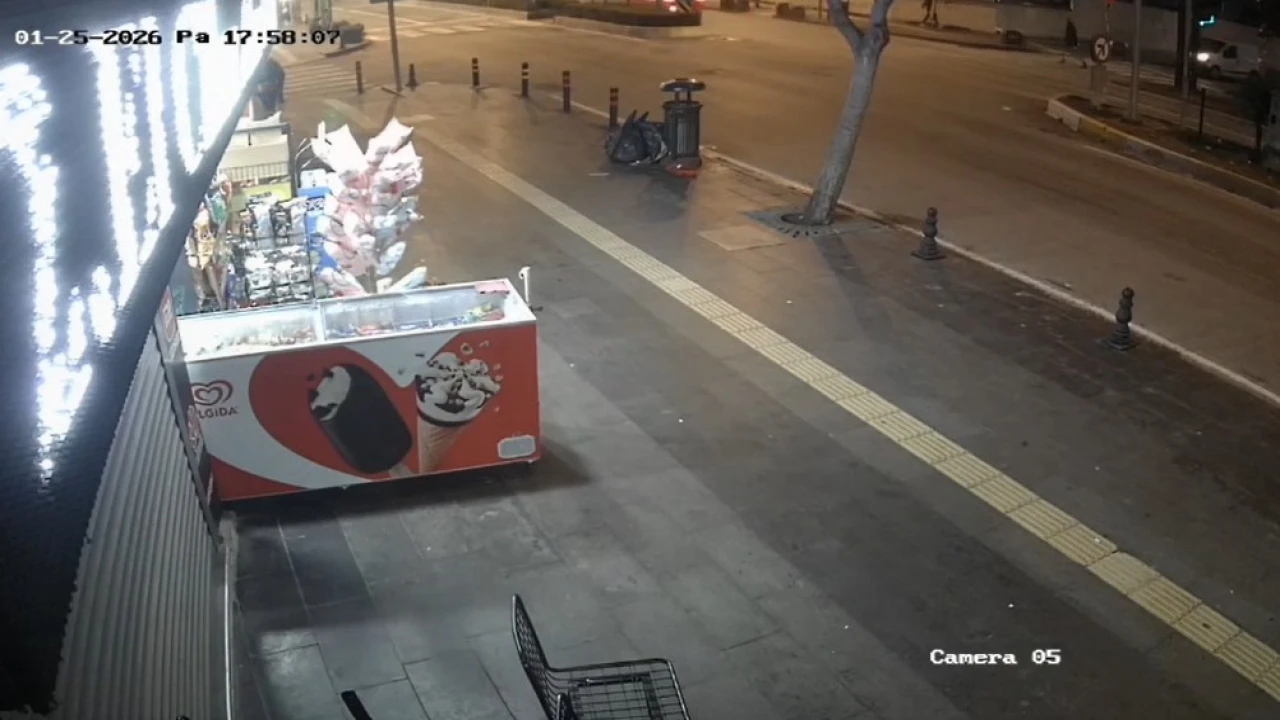 Manavgatta motosikletin çarptığı yaya ağır yaralandı