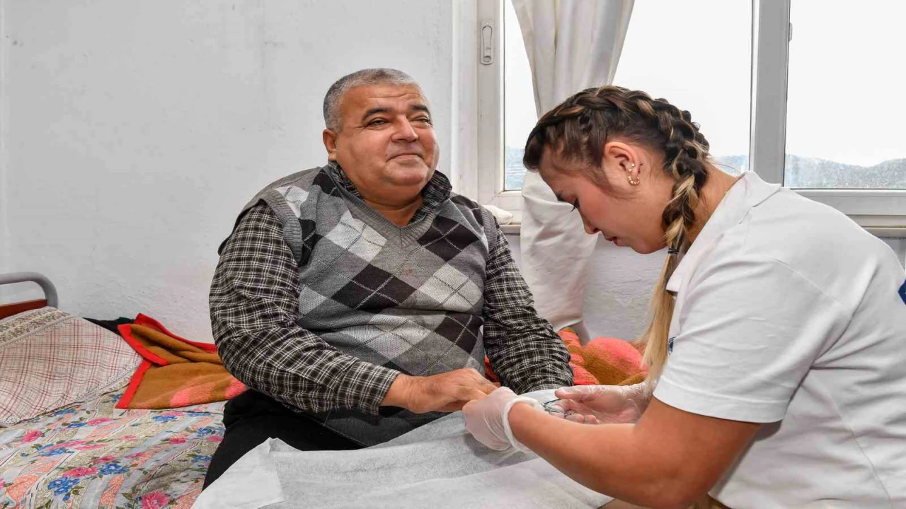 Mersin Büyükşehir Belediyesi 2025te sağlık ve sosyal destekle her kesime ulaştı