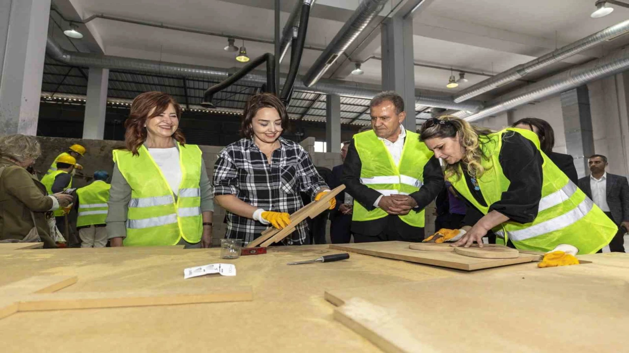Mersin Büyükşehir Belediyesinin sosyal projeleri Türkiyeye örnek oluyor
