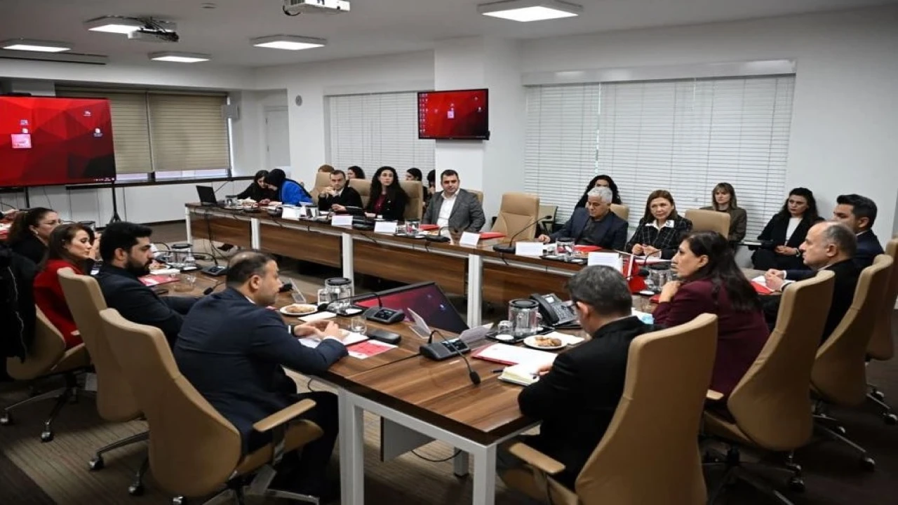 Mersin Büyükşehir, iklim değişikliğiyle mücadele deneyimlerini paylaştı