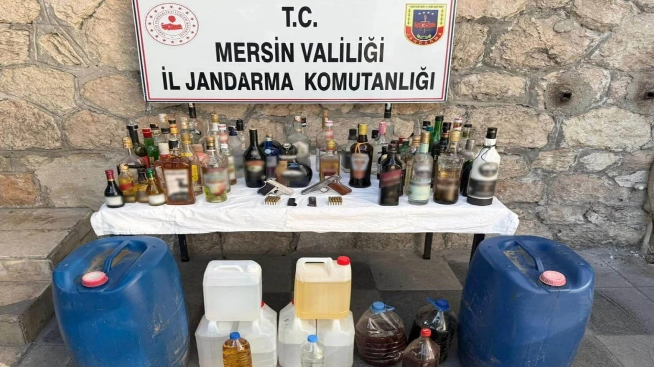 Mersinde 400 litre sahte içki ele geçirildi