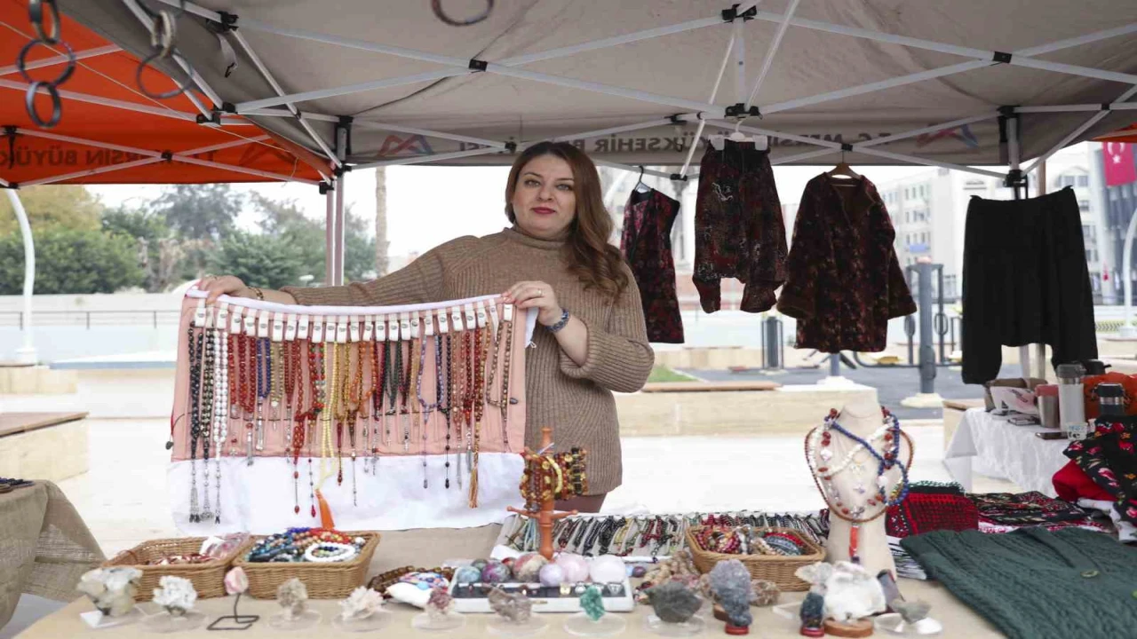 Mersinde kadın emeği Kent Meydanında değer buluyor