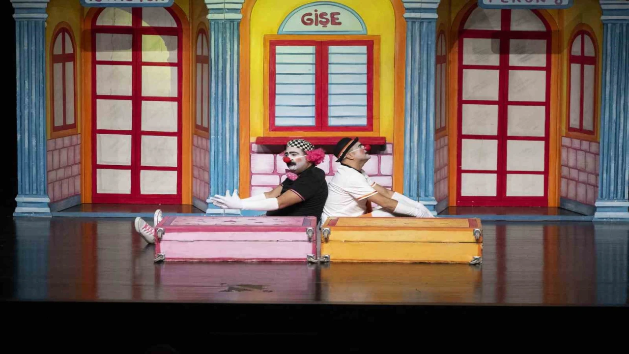 Mersinde yarıyıl tatilinde çocuklara ücretsiz tiyatro şenliği