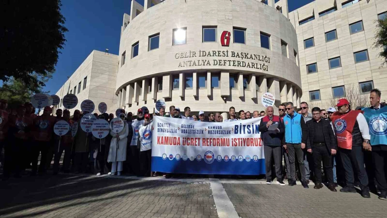 Miran: Kamuda ücret reformu istiyoruz