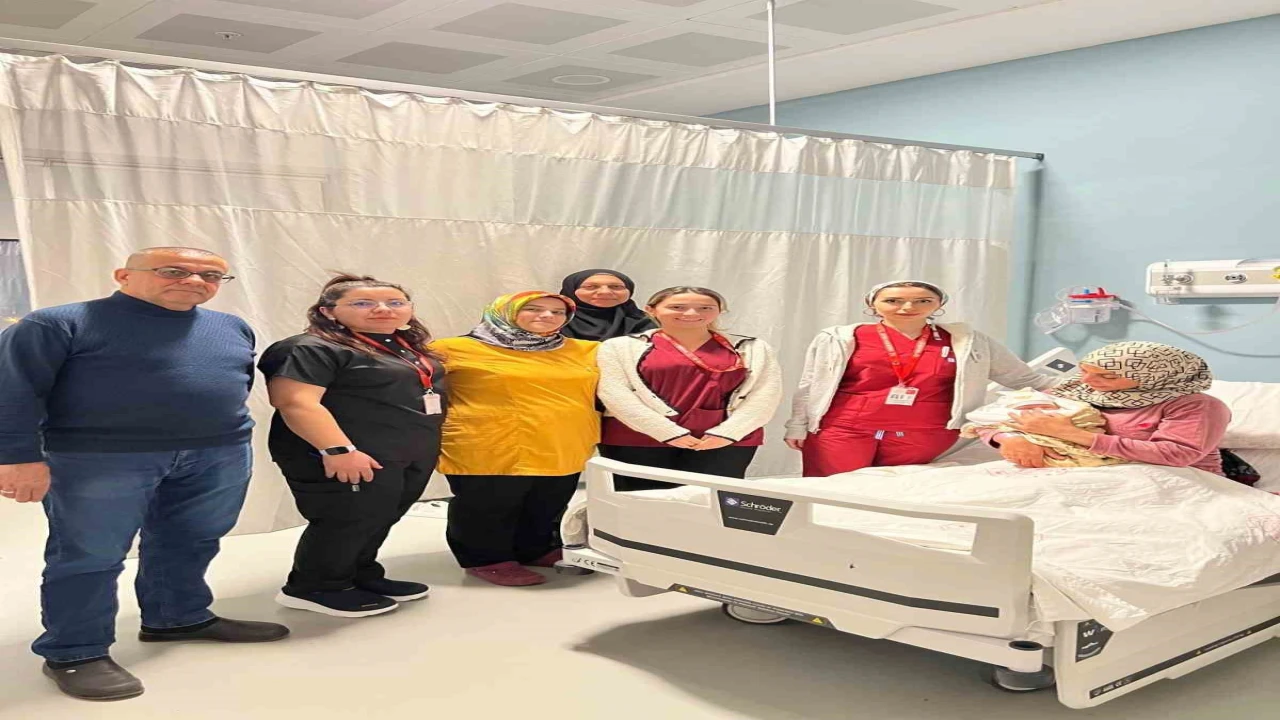 Osmaniyede 2026 yılının ilk bebeği dünyaya geldi