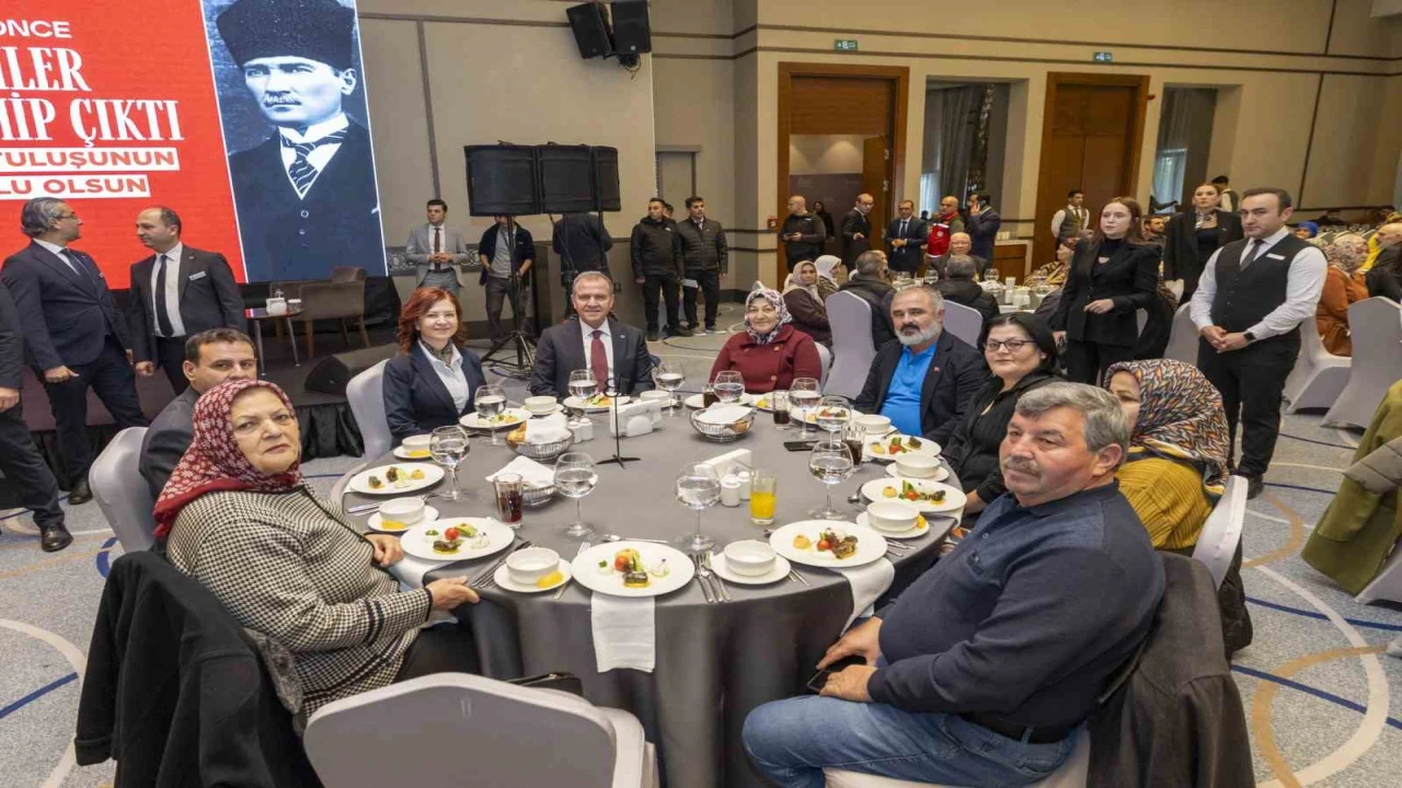 Seçer: Şehitlerimiz bu ülkenin onurunu omuzlarında taşıdı