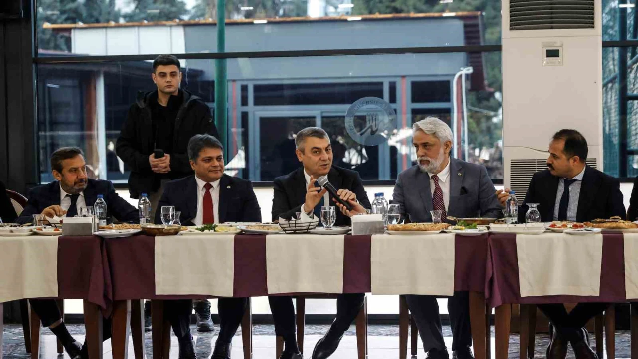 Vali Toros: Mersin, potansiyeli ve gücüyle çok kıymetli bir şehir