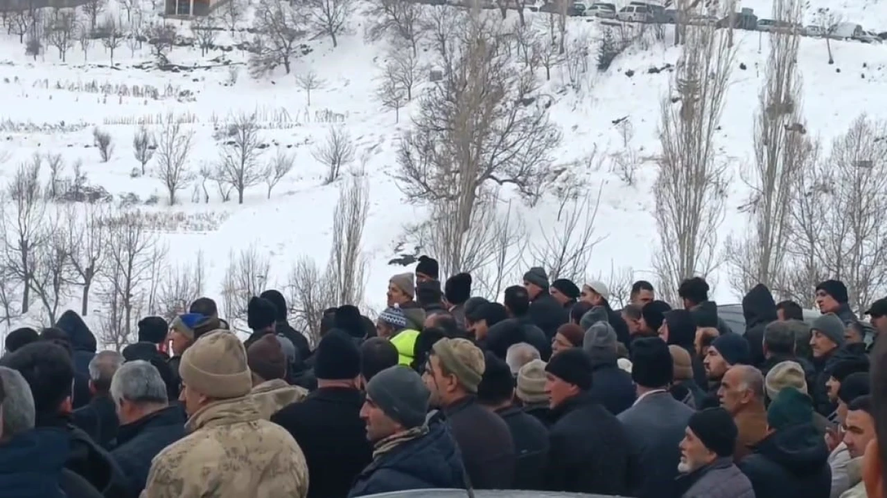 Yalovada silahlı saldırıda ölen avukat, Kahramanmaraşta toprağa verildi