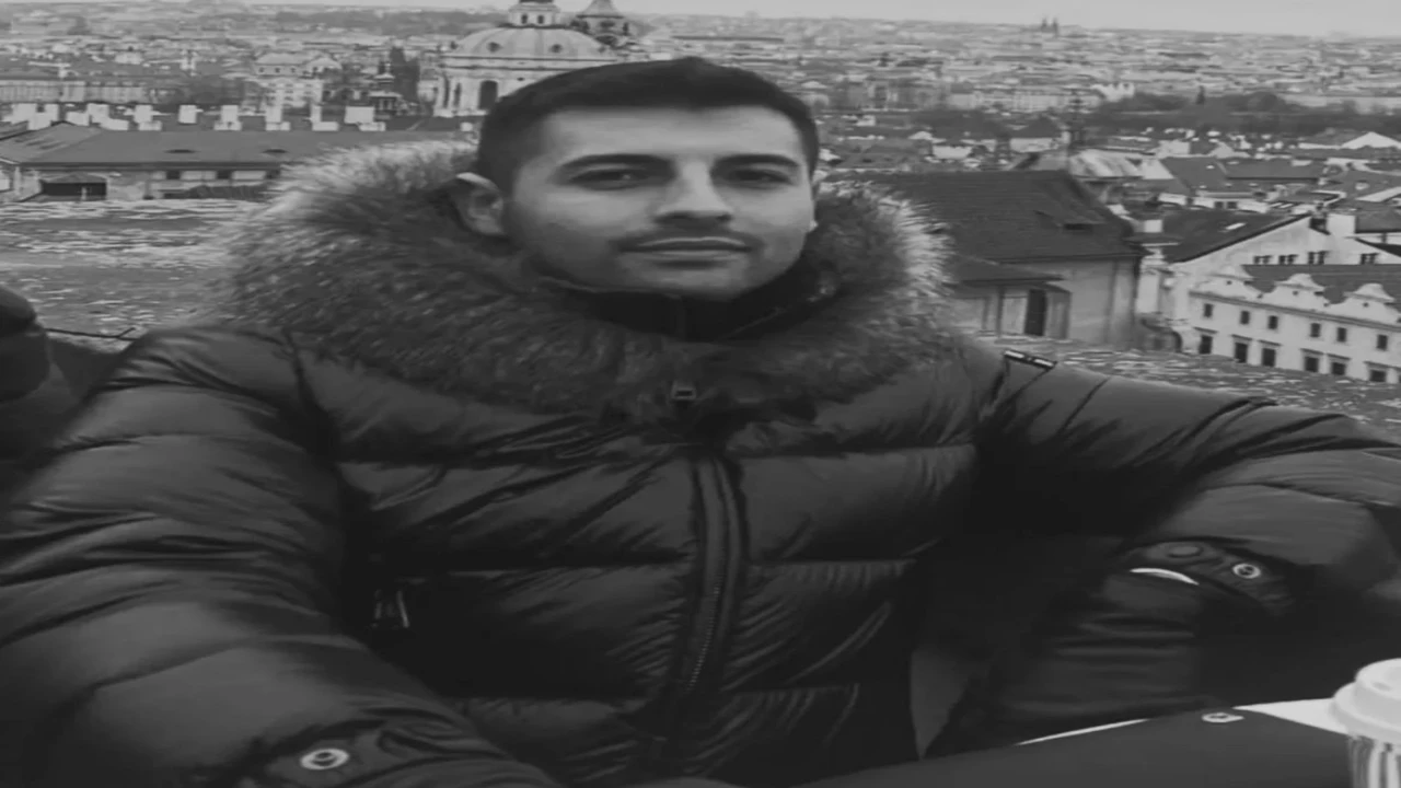 Alanyada otomobilin çarptığı motosikletli hastanede hayatını kaybetti