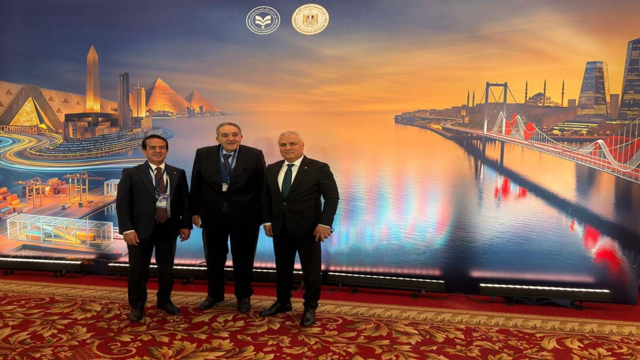 Başkan Erdemden Mısırda önemli temaslar