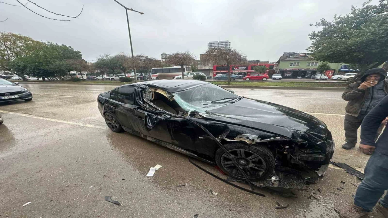 BMW ile ölümden döndü, milyonluk otomobil hava yastığı açmadı