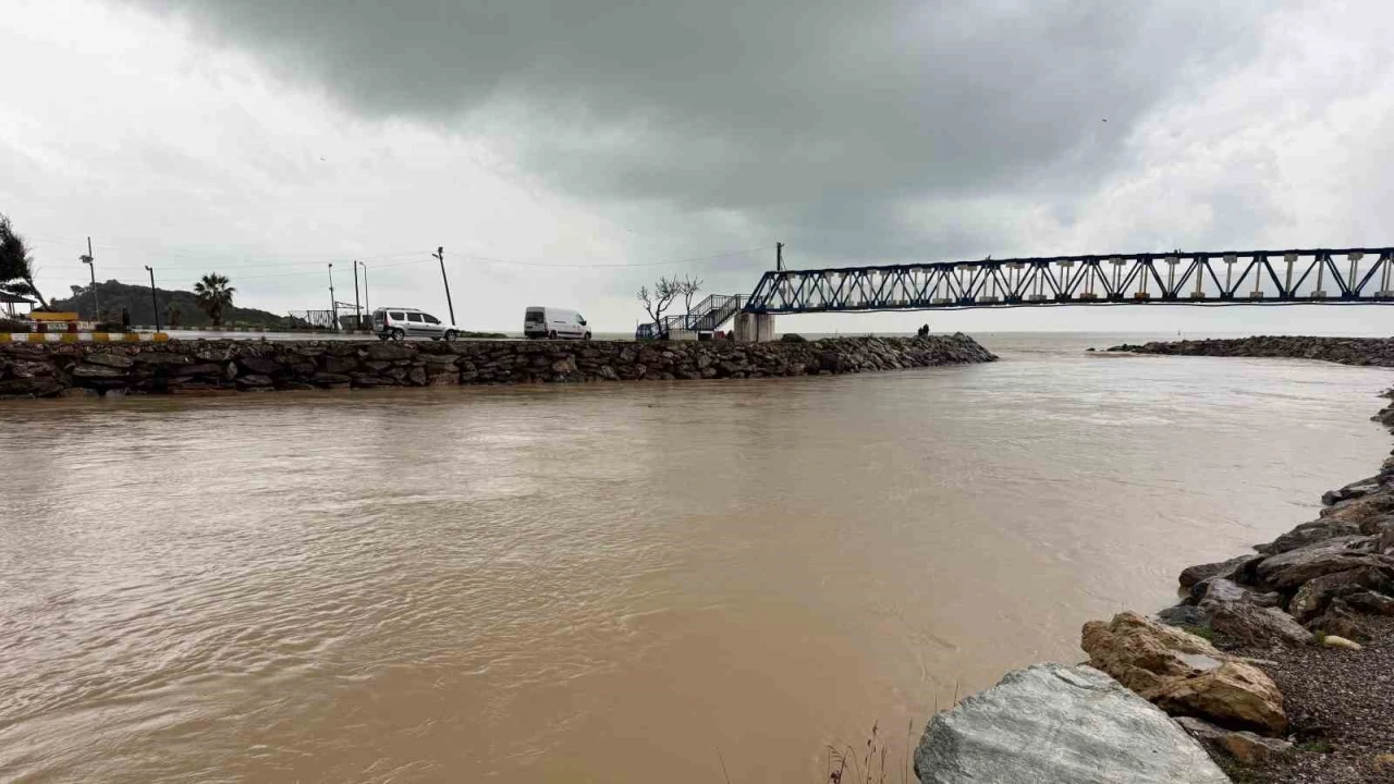 Bozyazı sel riskine karşı teyakkuzda