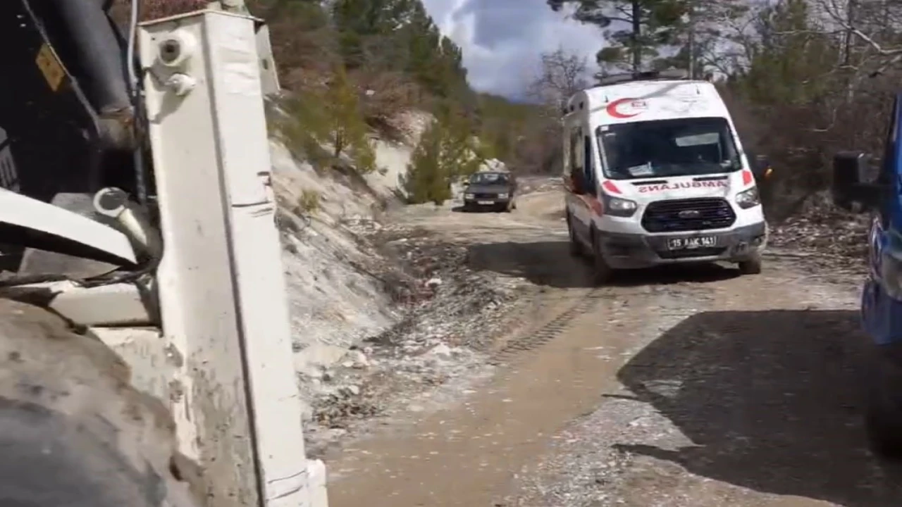 Burdurda kayıp olarak aranan adam aracında ölü bulundu