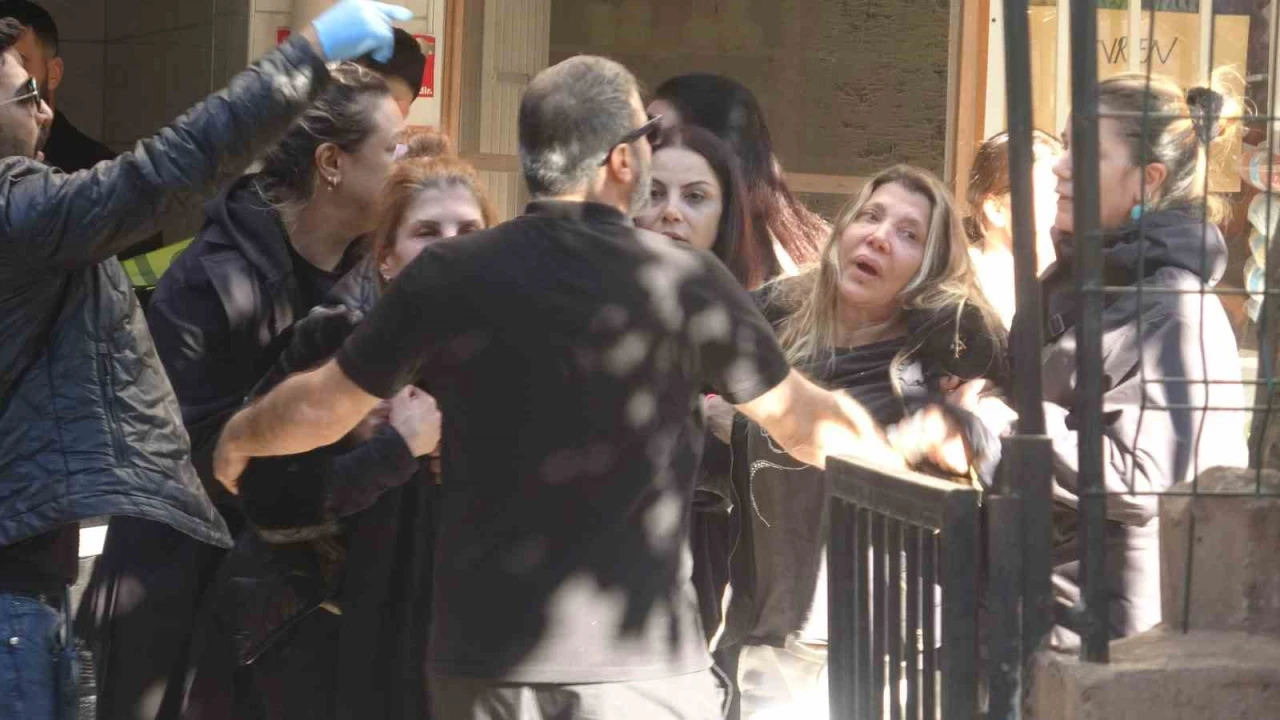 Cenaze aracını Özgür bunu bize nasıl yaptın diyerek yolladı