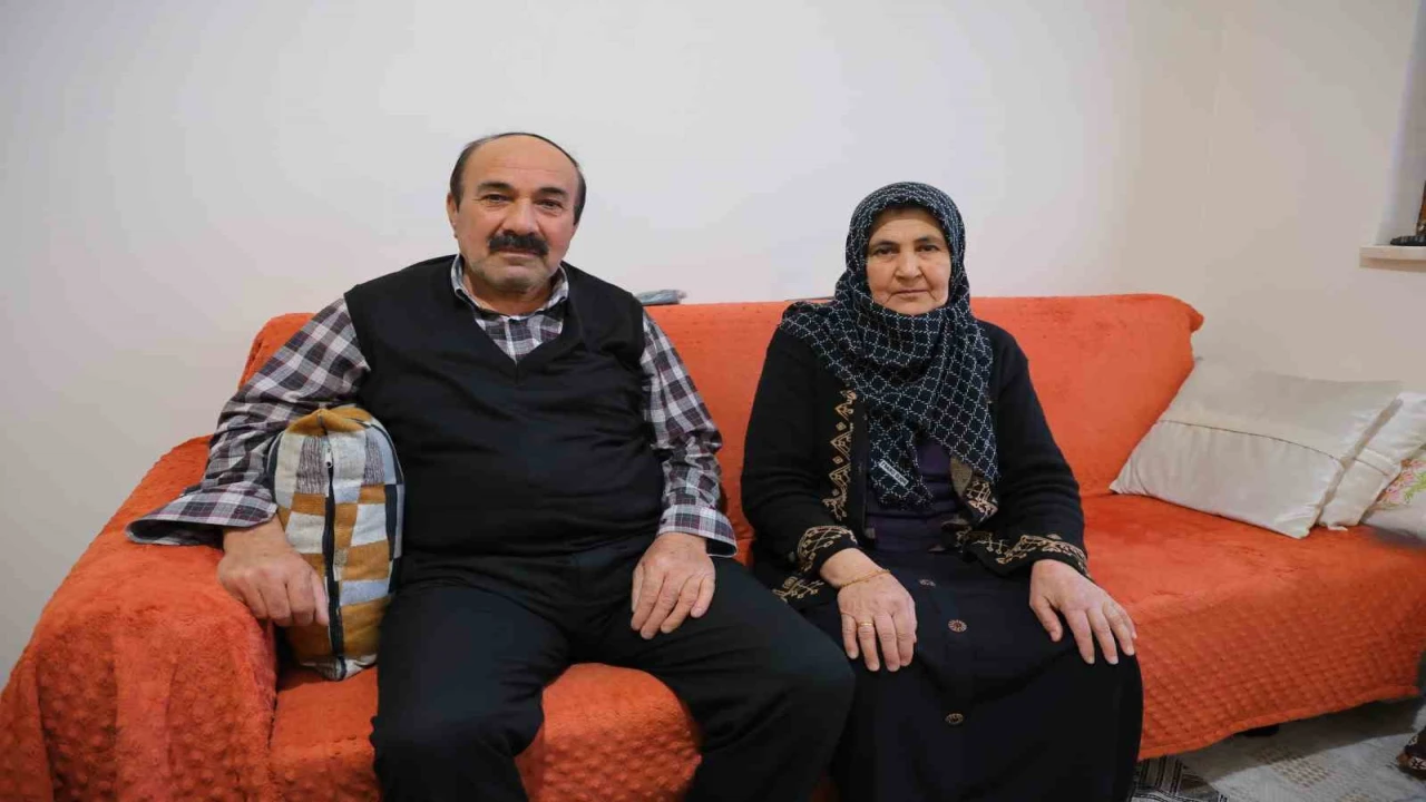 Cumhurbaşkanı Erdoğanın açıkladığı ödeme kolaylığı, köy evlerine taşınan depremzedeleri de sevindirdi