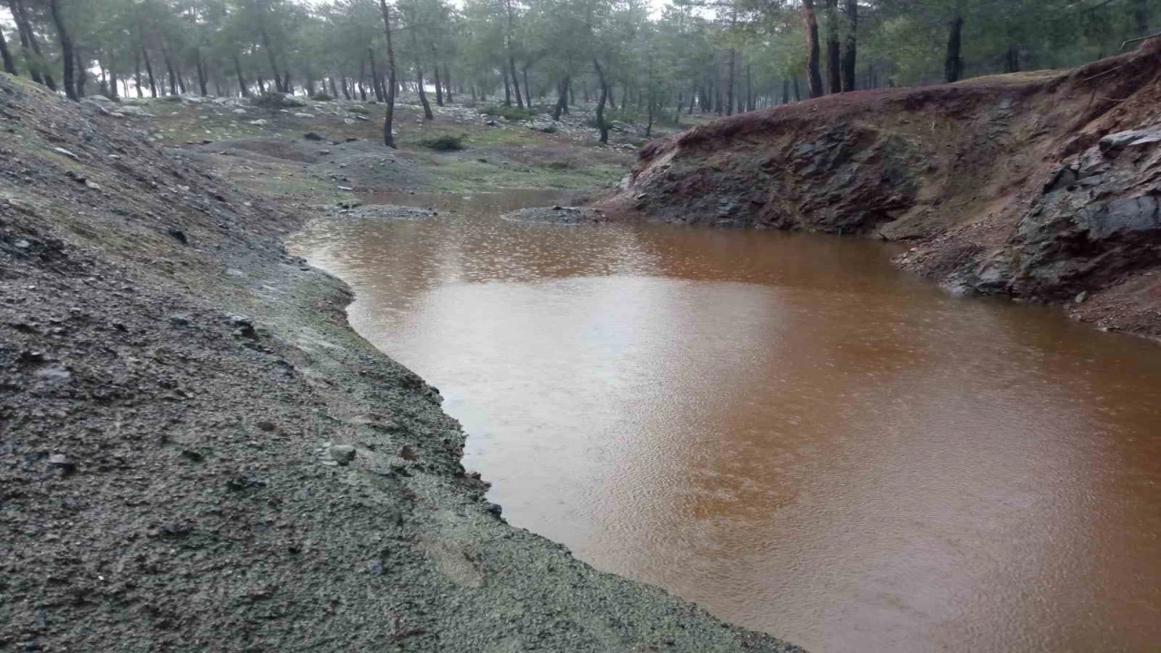 Cüneyte mezar olan çukur kapatıldı