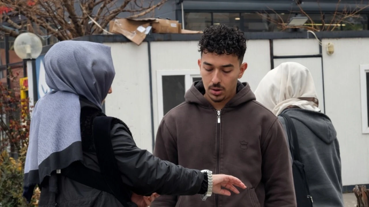 Depremin merkezinde 04.17ye ayarlanan saatler acıyı yeniden hatırlattı