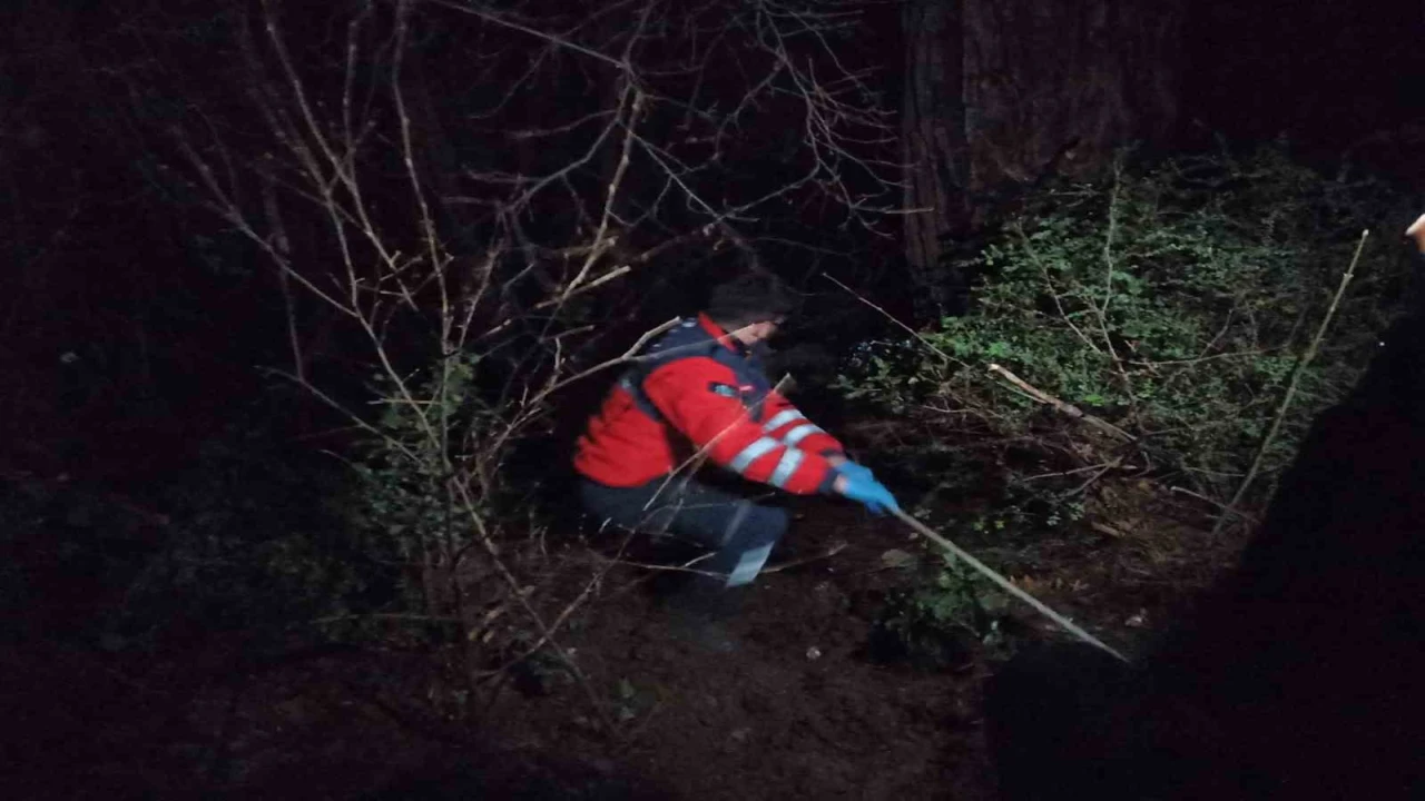 Dereye uçan operatörü kurtaran 4 itfaiye personeli, oksijen zehirlenmesi yaşadı