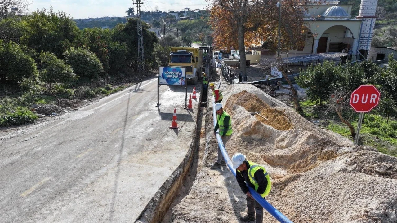 Erdemlide su altyapısı yenilendi, mahalle kesintisiz suya kavuştu