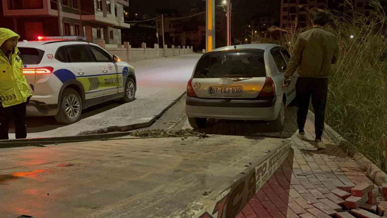 Gazipaşada bıçaklı kavga: 2 yaralı, 4 gözaltı