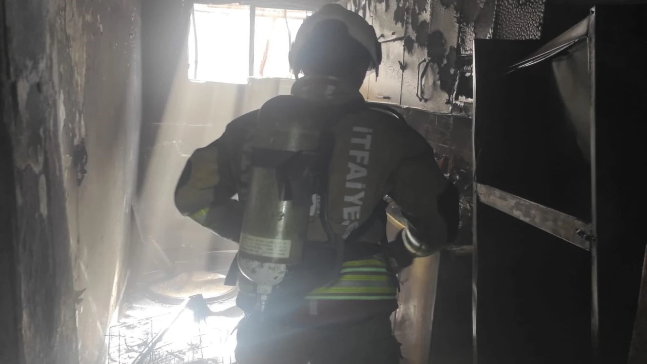 İskenderunda müstakil ev yangını