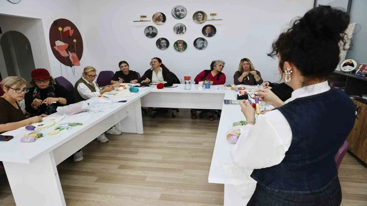 Kadın Danışma Merkezinde Punch Atölyesi