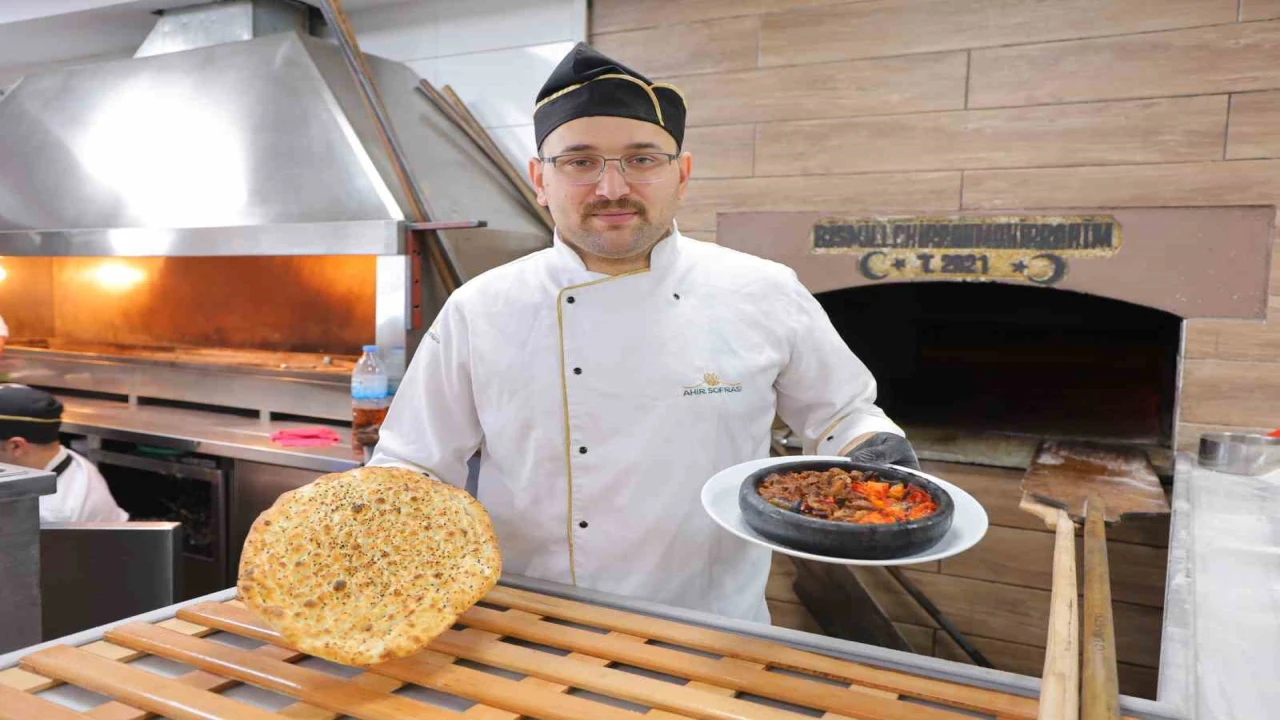 Kahramanmaraşta iftar sofralarını süsleyen lezzet: Eli böğründe