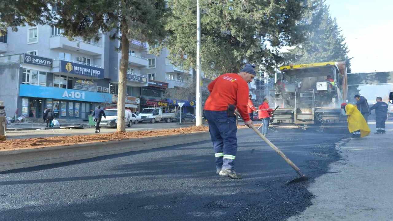 Kahramanmaraşta yol bakım ve onarım çalışmaları