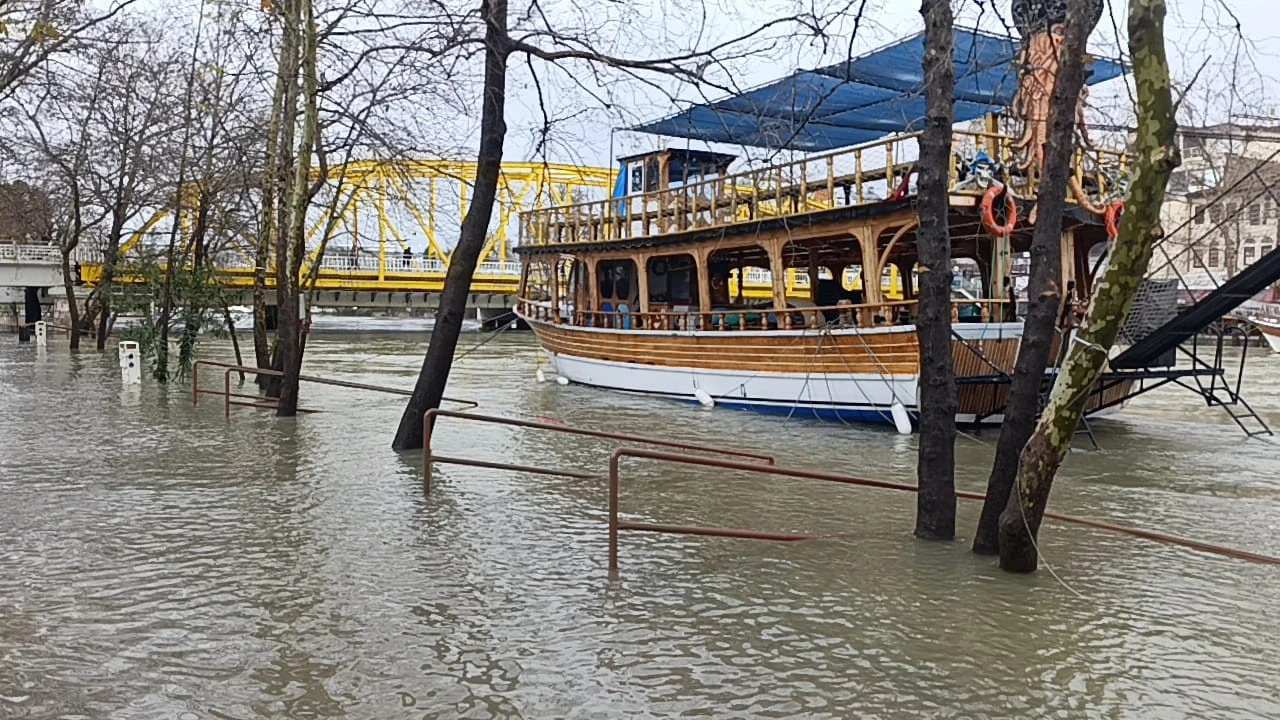 Manavgat ırmağında yağmur alarmı