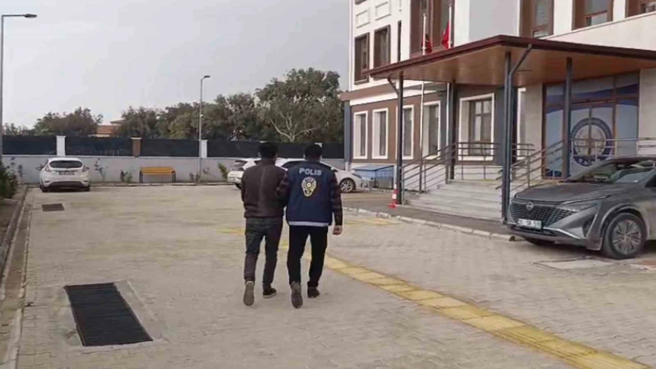 Samandağda hapis cezasıyla aranan 2 kişi yakalandı