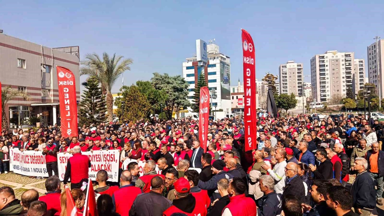 Seyhan Belediyesinde işçi isyanı: Yüzde 3 zam teklifine tepki
