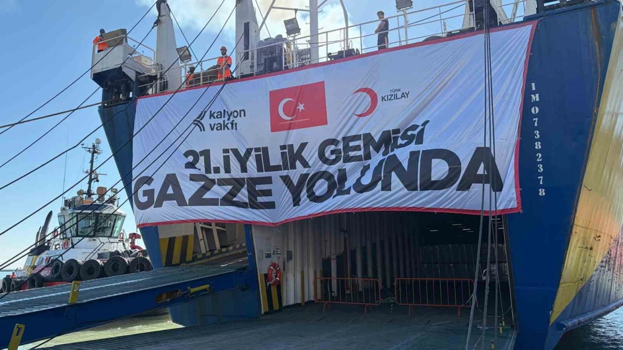 Türk Kızılayın ‘İyilik Gemisi Ramazanın ilk gününde Gazzeye uğurlandı