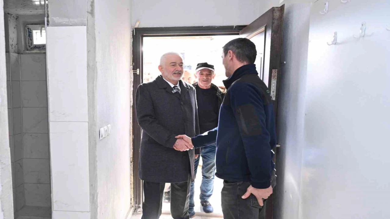 Yangında evini kaybeden aileye yeni yuva