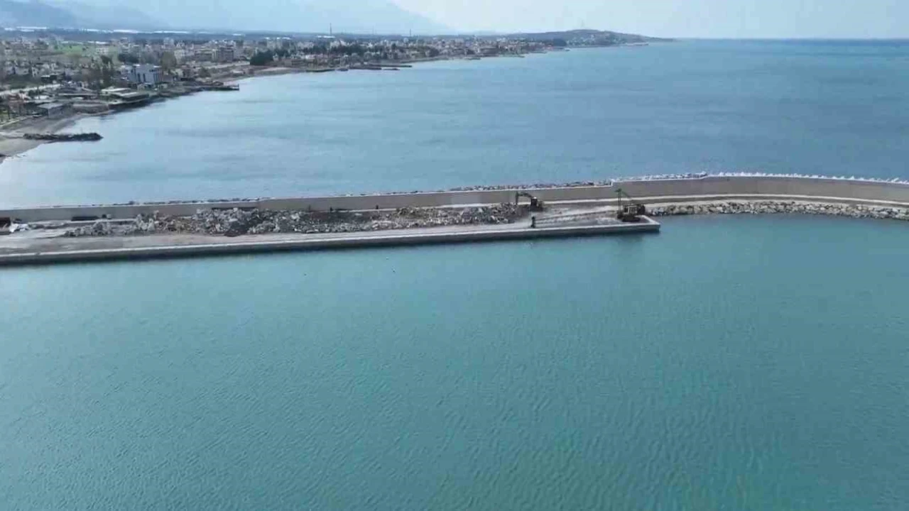 Akdenizin incisi Arsuzda yat limanı modernize ediliyor