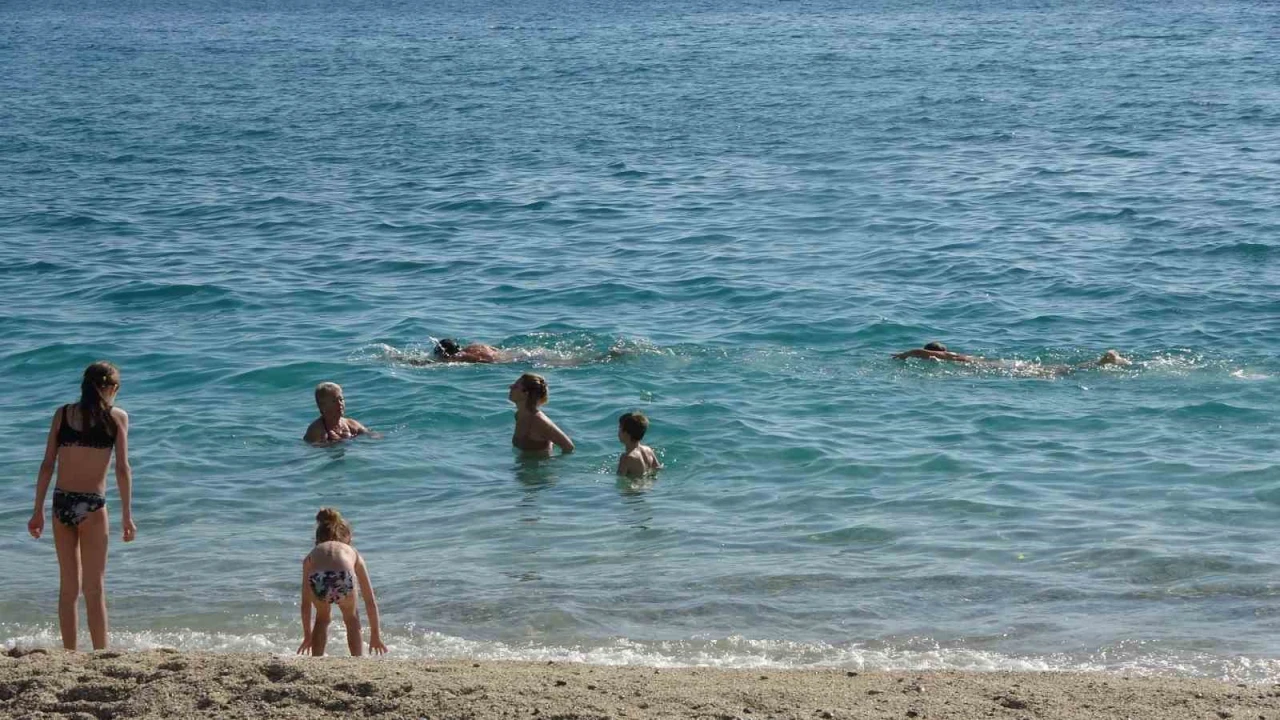 Alanyada Mart ayında deniz keyfi