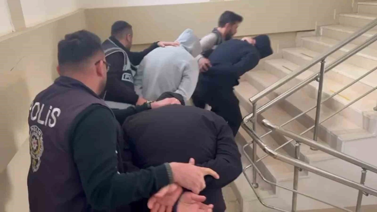 Antakyada kablo hırsızlığına 3 gözaltı: 2 şüpheli tutuklandı