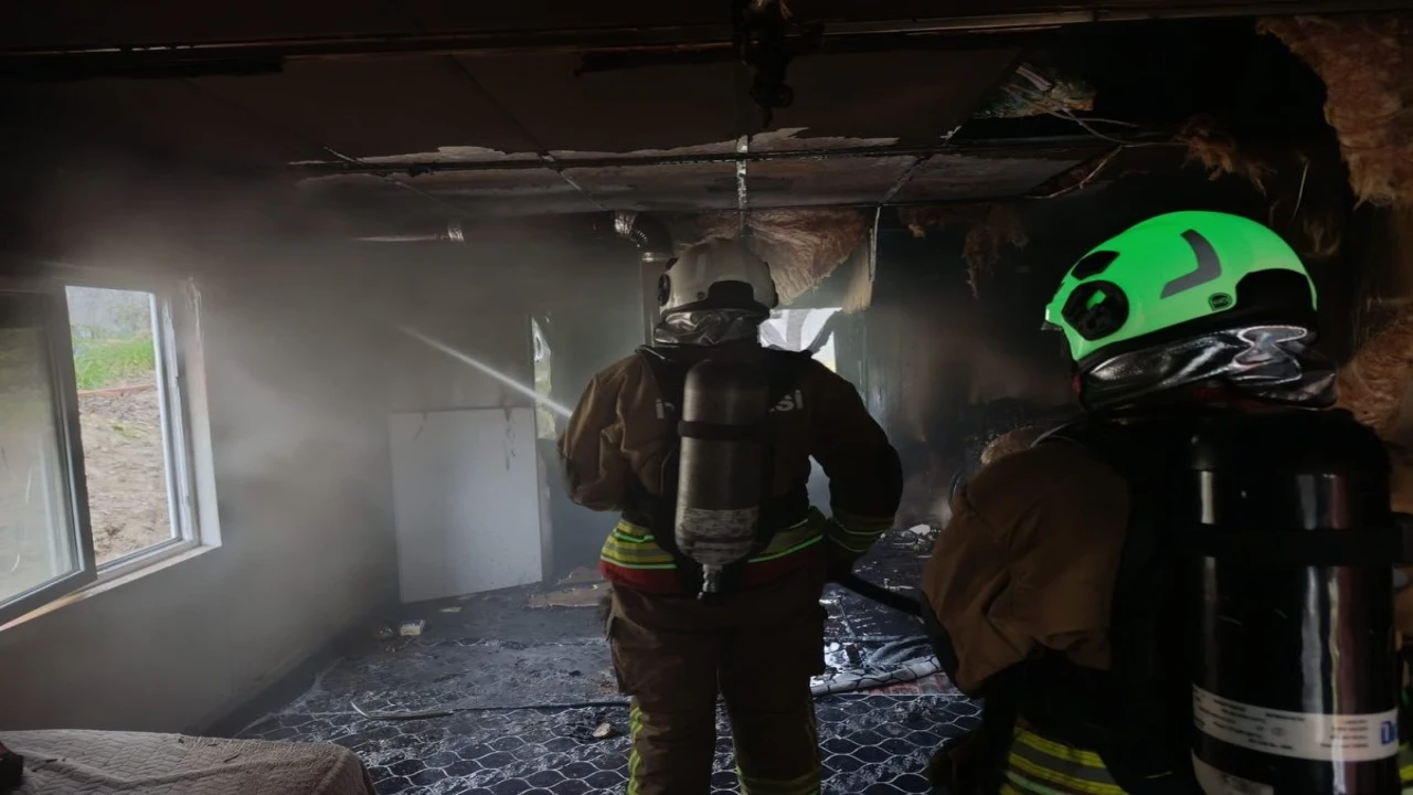 Antakyada müstakil ev yanarak kullanılmaz hale geldi