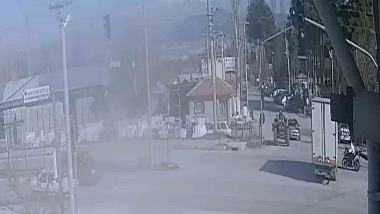 Burdurda genç sürücünün ölüme gittiği kaza kamerada