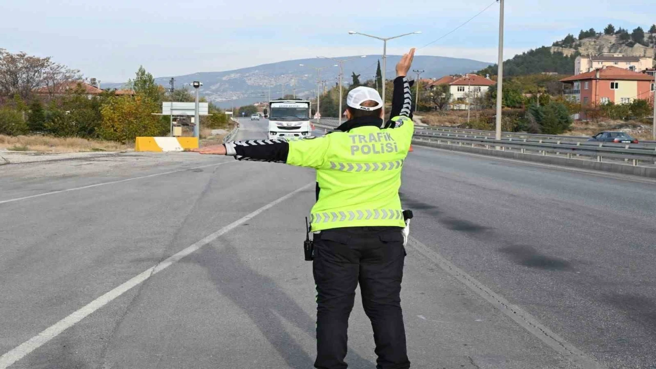 Burdurda Ramazan Bayramı tedbirleri: 8 bin 24 kolluk gücü sahada olacak
