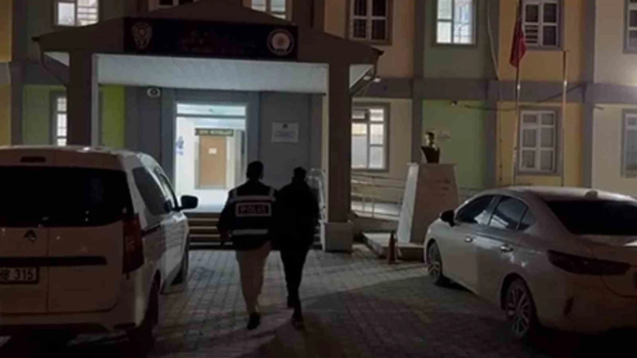 Defnede uyuşturucu taciri tutuklandı