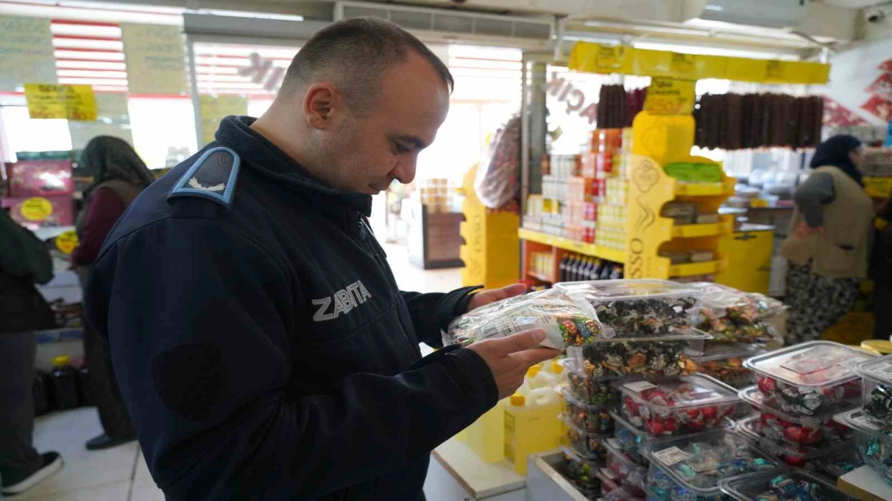 Erdemlide zabıta ekiplerinden bayram öncesi denetim