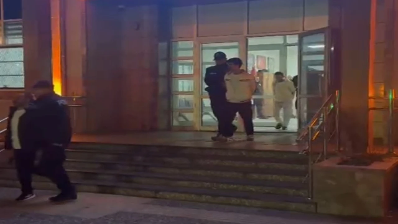 Firari hükümlü baba ve iki oğlu yakalandı